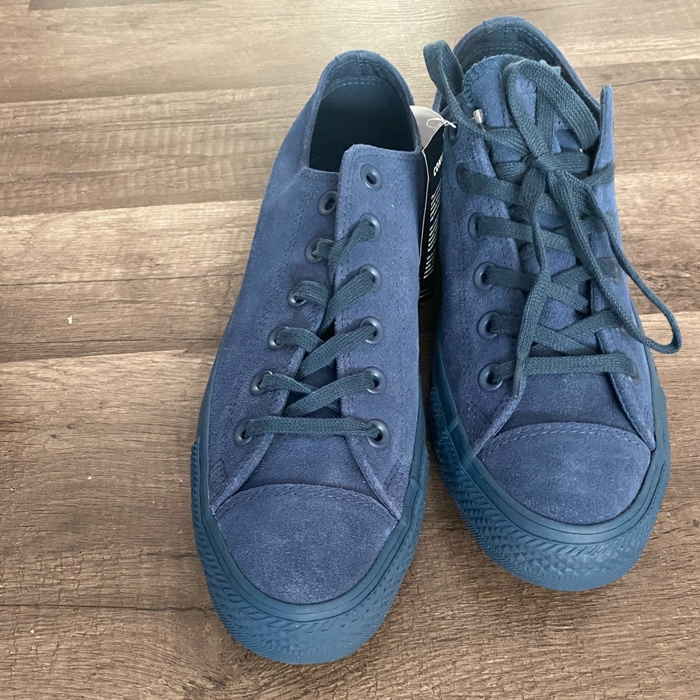 Suede converse brand new